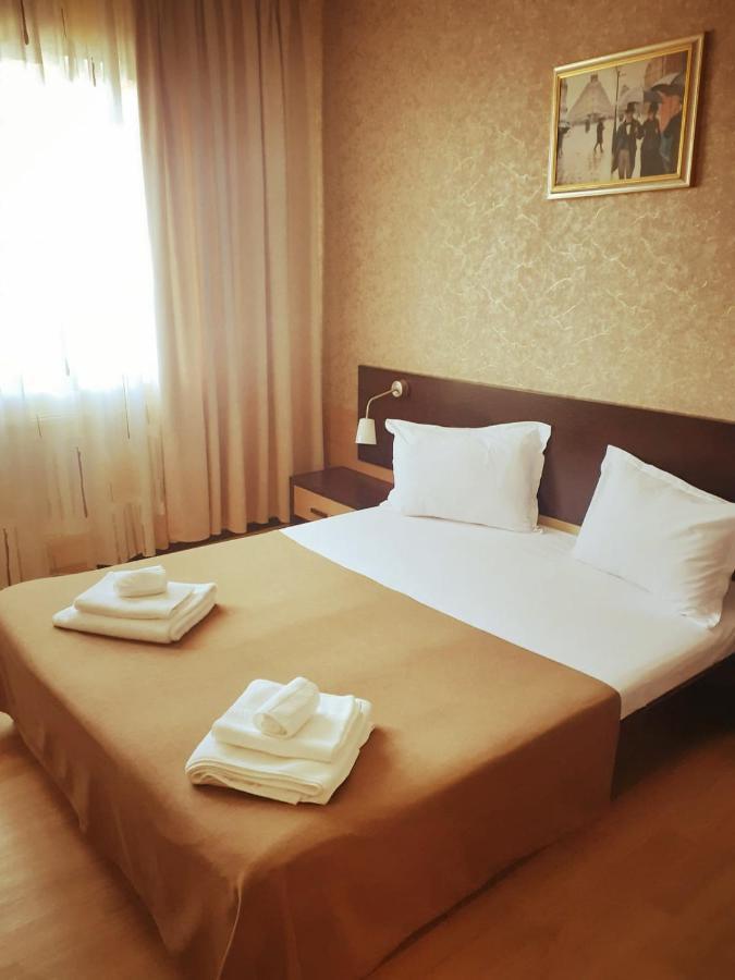 Hotel Nord Ploiesti Exterior photo
