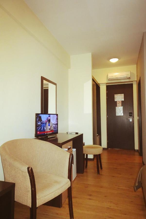Hotel Nord Ploiesti Exterior photo